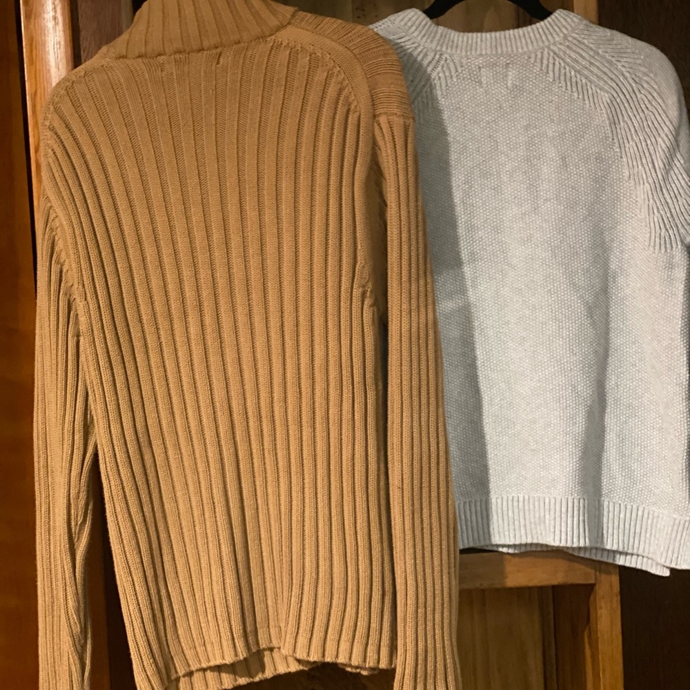 BANANA REPUBLIC & GAP Sweaters Large - Picture 3 of 9